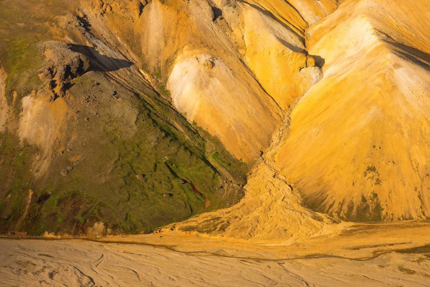 Landmannalaugar - the Highlands of Iceland